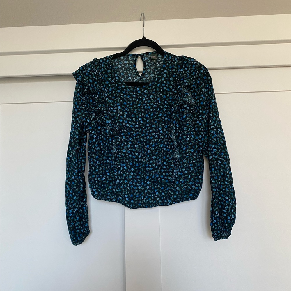 Wild fable cropped blouse